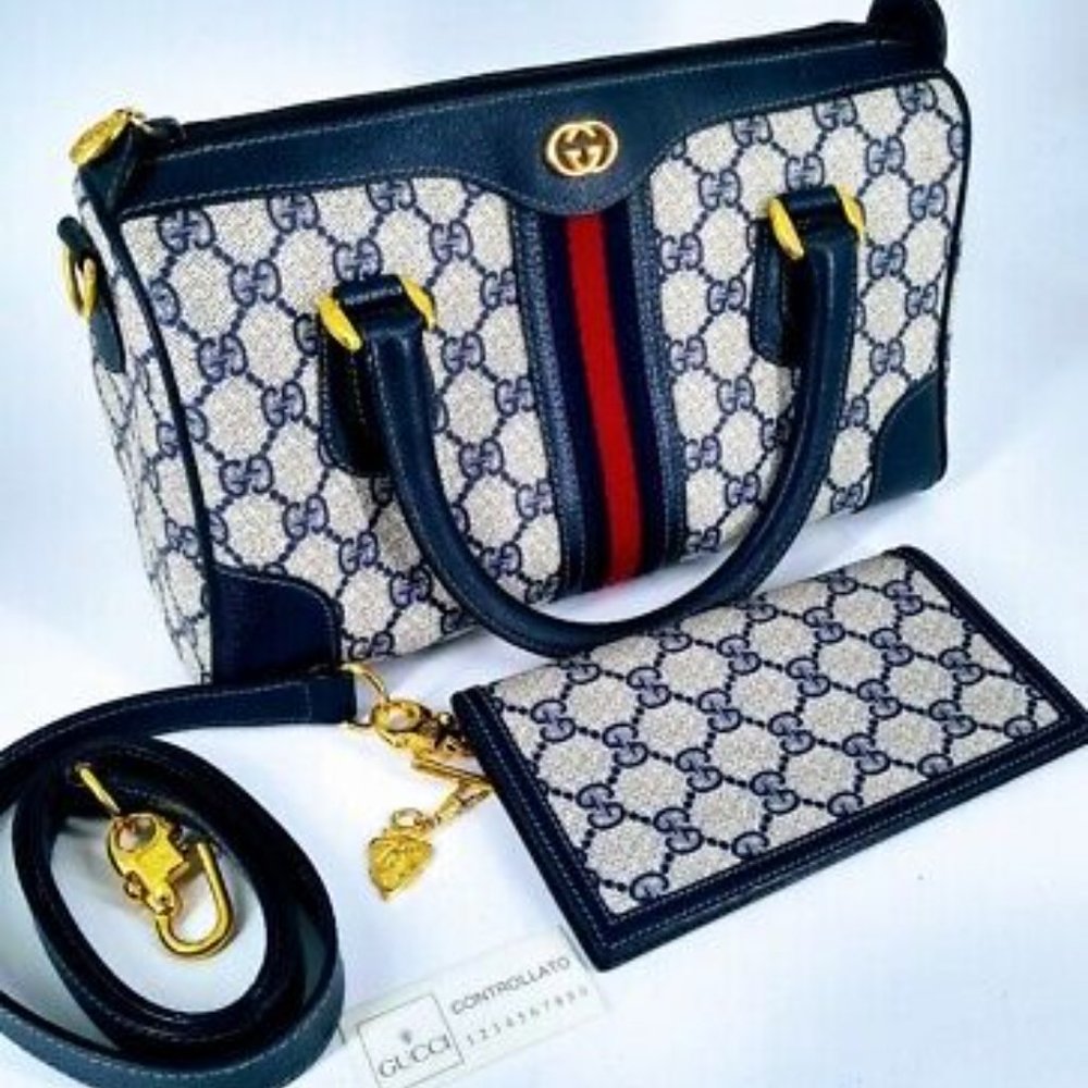 **SOLD**GUCCI  3 PIECE SET* HANDBAG/WALLET/SHOULDER STRAP - Picture 2 of 16